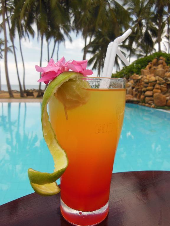 Sanmali Beach Hotel 마라윌라 외부 사진